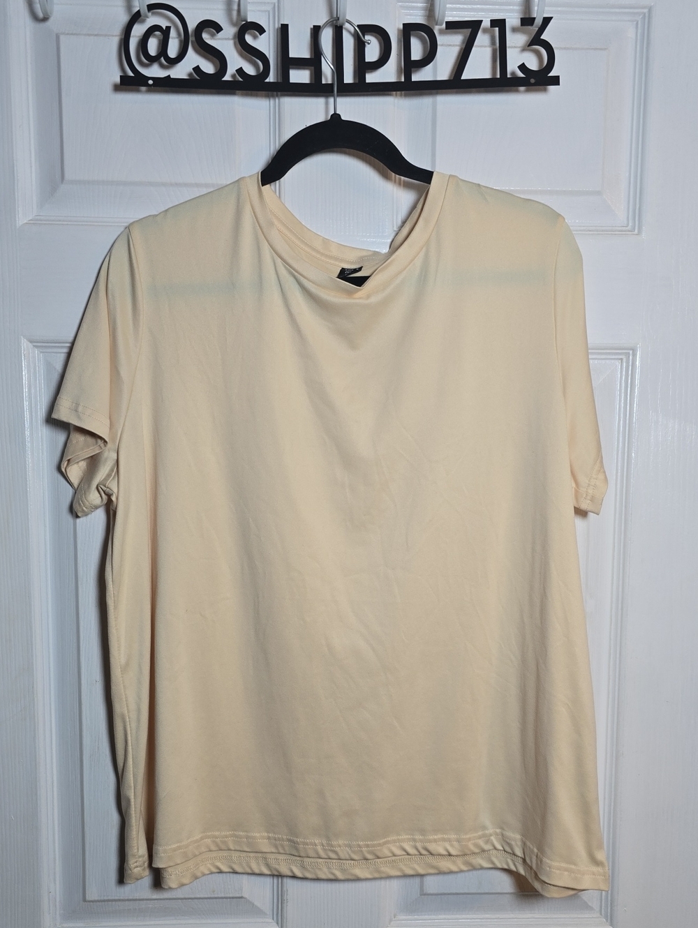 SHEIN Womens 0X Short Sleeve Crewneck T-Shirt in Cream